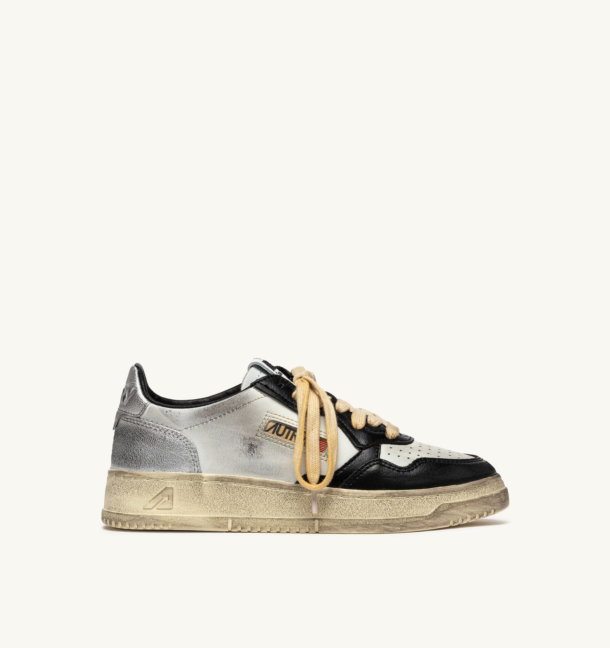 SNEAKERS MEDALIST LOW SUPER VINTAGE LOW IN PELLE BIANCA NERA E ARGENTO